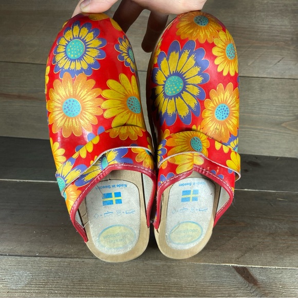 kerstin adolphson womens size 39 shoes floral multicolor slip on swedish clogs - Picture 6 of 9